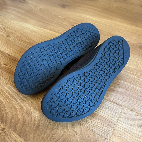 NoBull Trainers
Size 7.5 - Picture 6 of 8